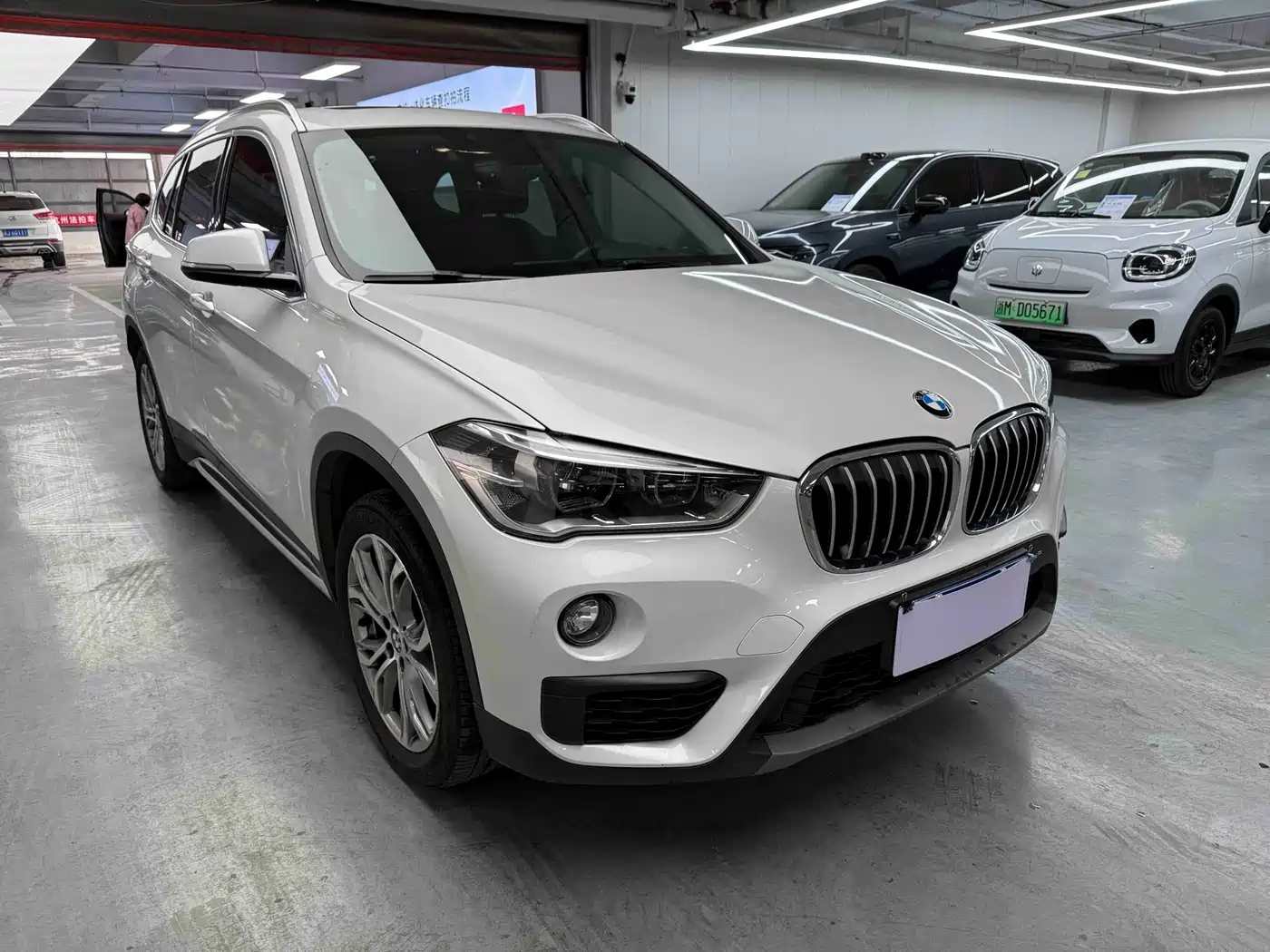 BMW X1 2018 sDrive20Li Leading Model фото 3