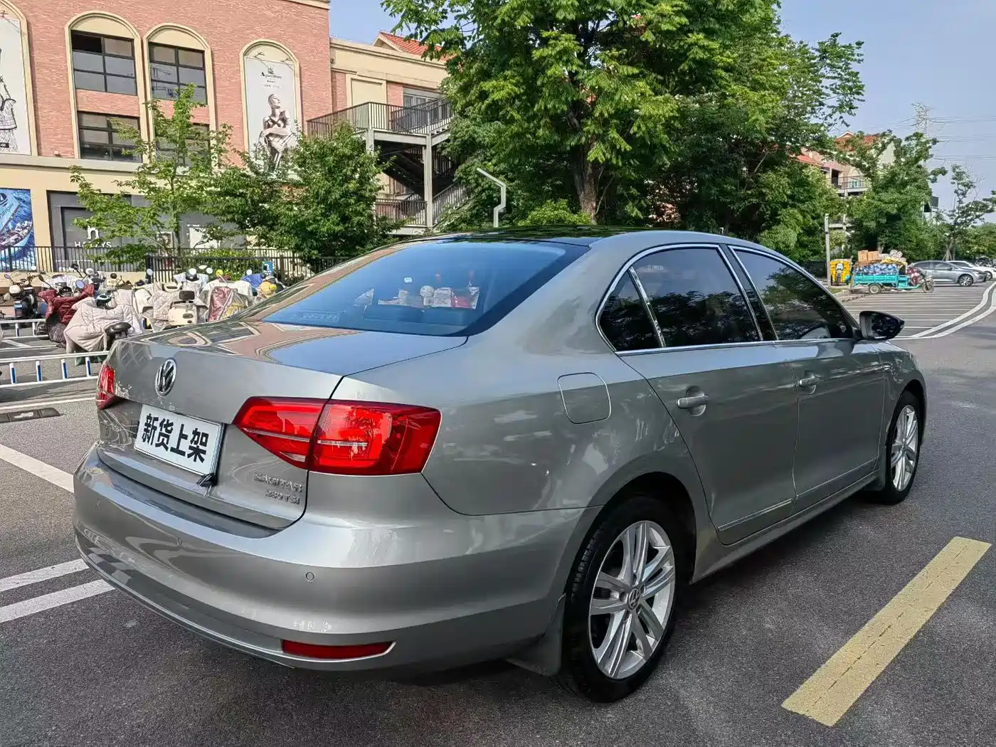 Volkswagen Sagitar 2018 280TSI DSG Luxury фото 9