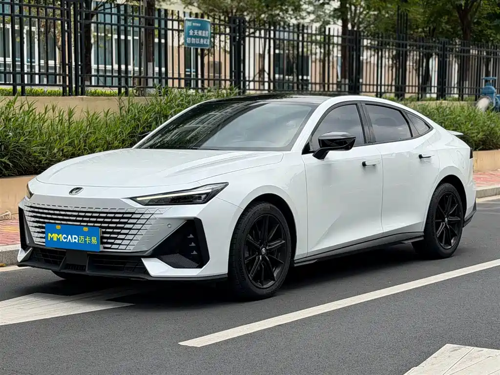 CHANG'AN UNI-V 2024