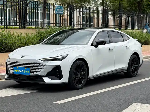 CHANG'AN UNI-V 2024