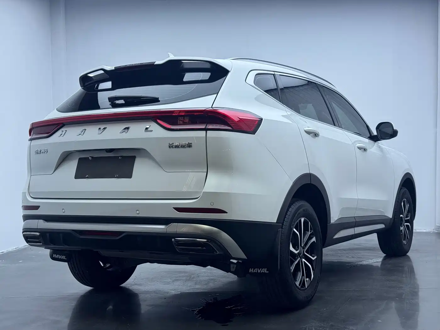 Фото 3 - Haval H6