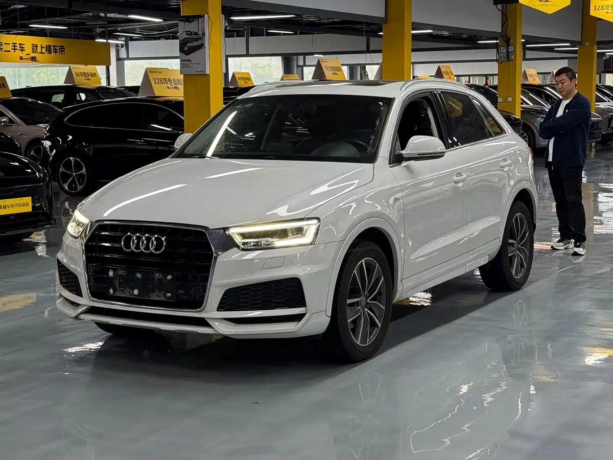 Audi Q3 2018 30 TFSI Fashion Collector's Edition