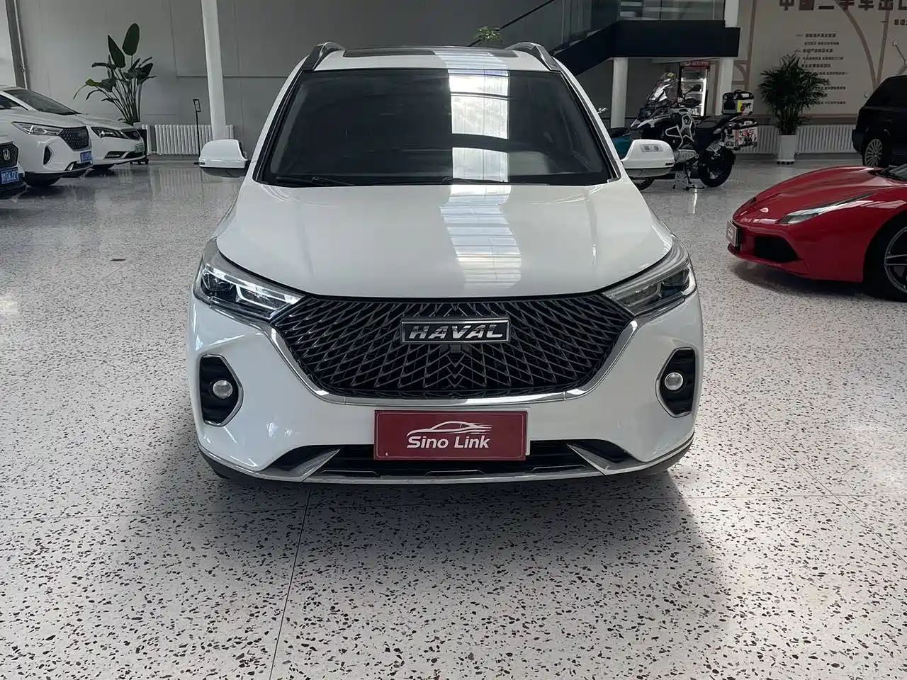 Фото 2 - Haval M6