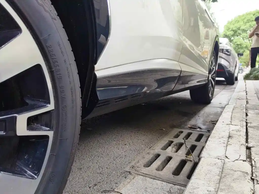 Roewe D5X DMH 2026 2024 Model 135 Technology Edition