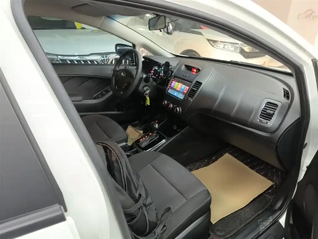 Kia K3 2016 1.6L Automatic GL фото 25