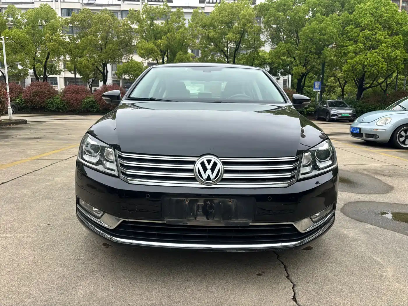 Volkswagen Magotan 2015 Facelift 1.8TSI Premium фото 2
