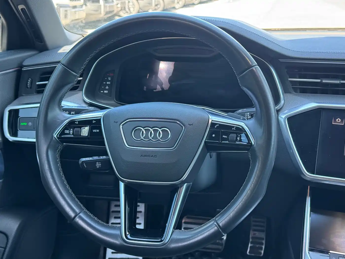 Audi A6L 2022 40 TFSI Luxury Dynamic фото 11
