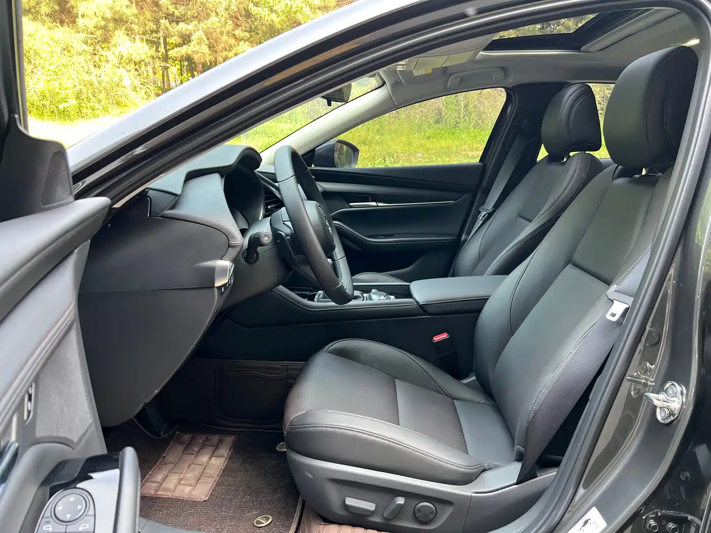 MAZDA 3 ANGKESAILA