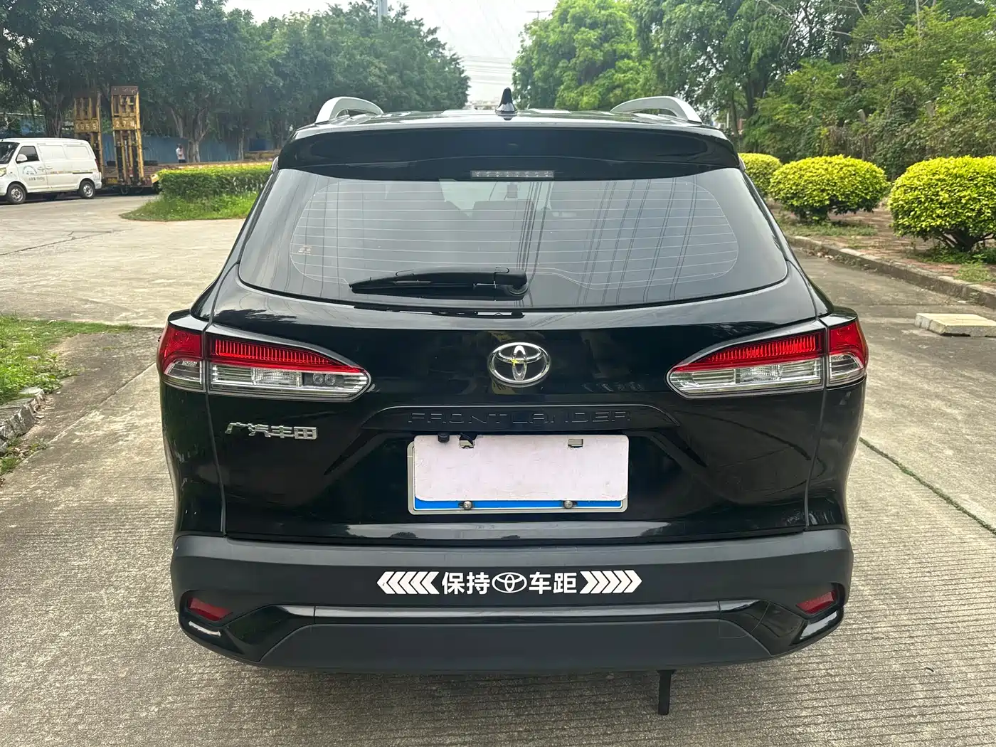 Toyota Frontlander 2022 2.0L CVT Leading Edition фото 4