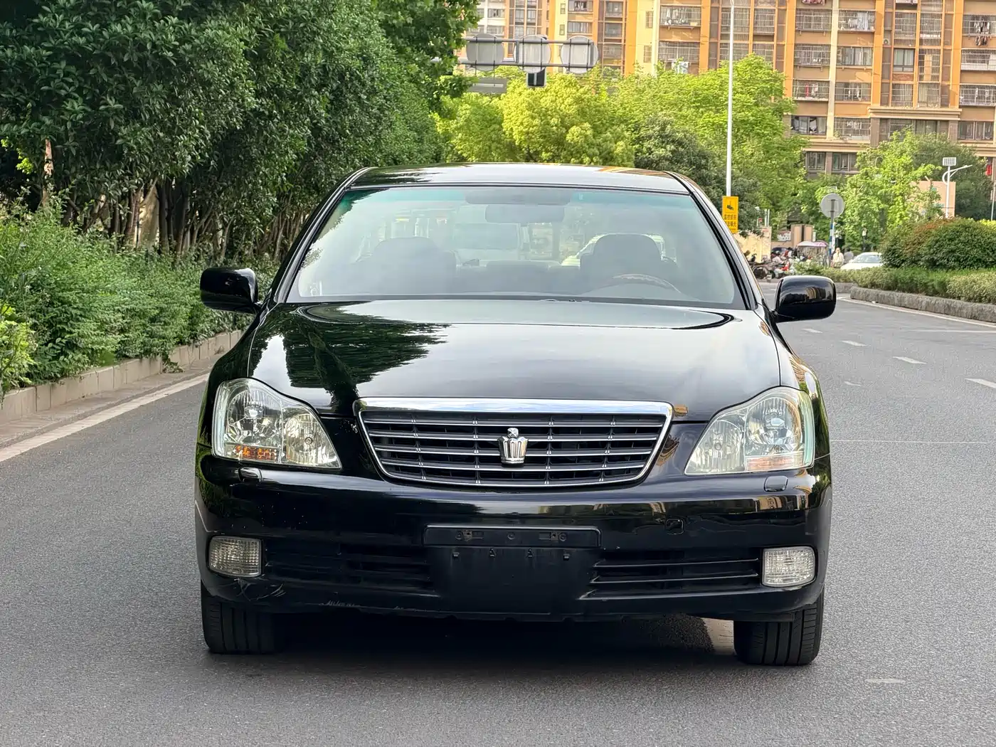 Toyota Crown 2005 Model 2.5L Royal фото 2