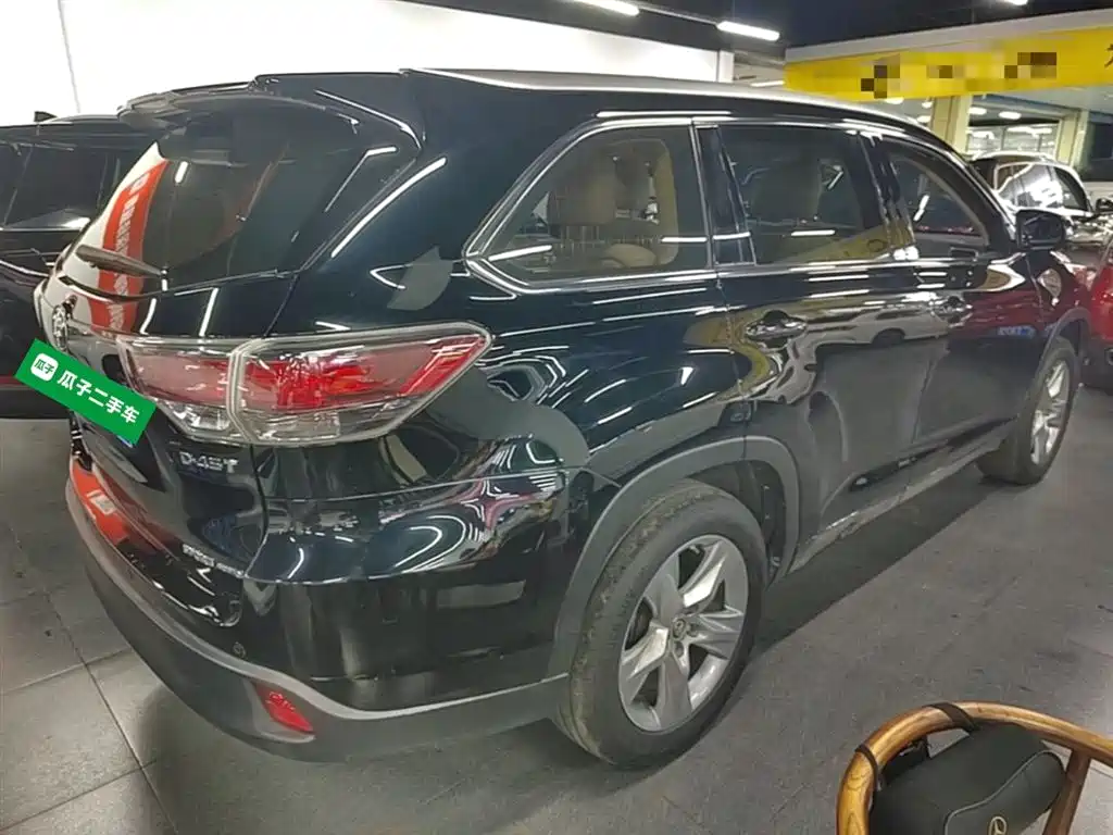Toyota Highlander 2017 2.0T 4WD Premium 7-Seater фото 7