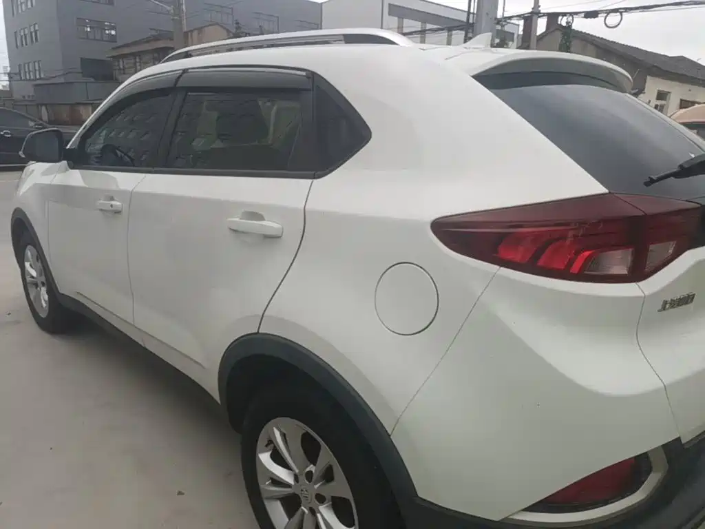 Фото 5 - MG Roewe RX5