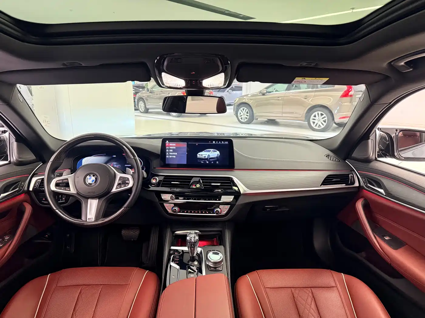 BMW 5 Series 2021 530Li Leading M Sport Package фото 16