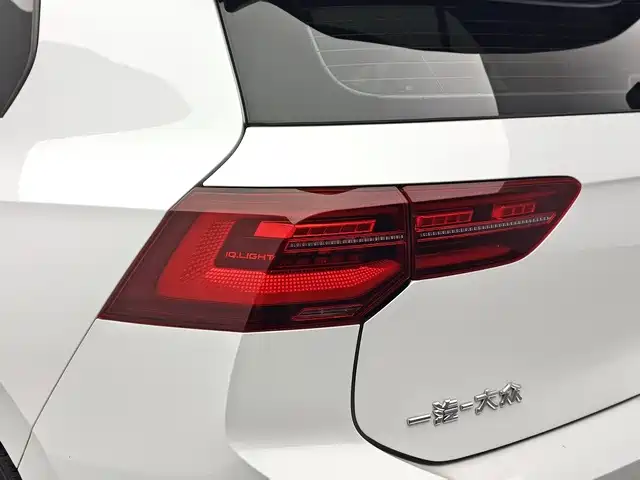 Фото 9 - Volkswagen Golf