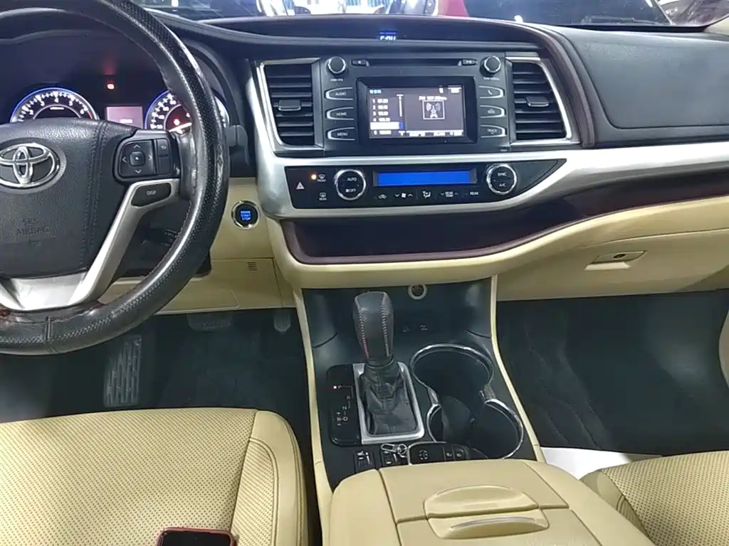 Toyota Highlander 2017 2.0T 4WD Premium 7-Seater фото 13