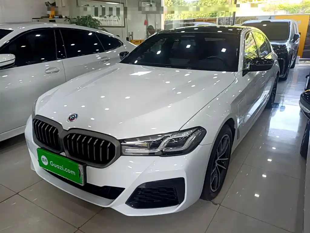 BMW 5 Series New Energy 2022 Facelift II 535Le Pioneer Edition M Sport Package фото 2