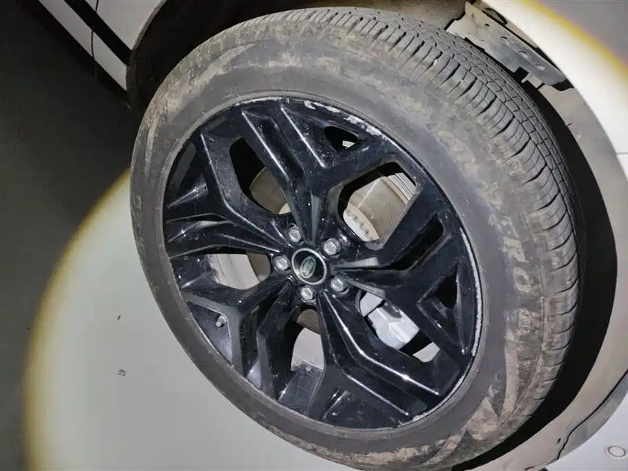 Land Rover Range Rover Evoque 2020 Model 249PS R-DYNAMIC S Gloss Black Sport Edition фото 6