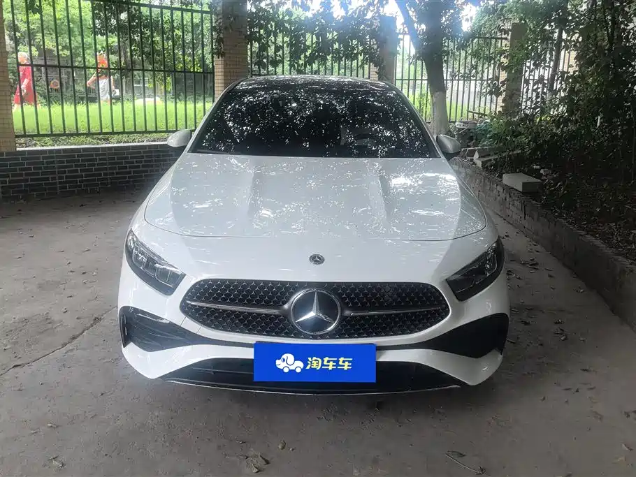 Mercedes-Benz A-Class 2023 A 200 L Fashion фото 2