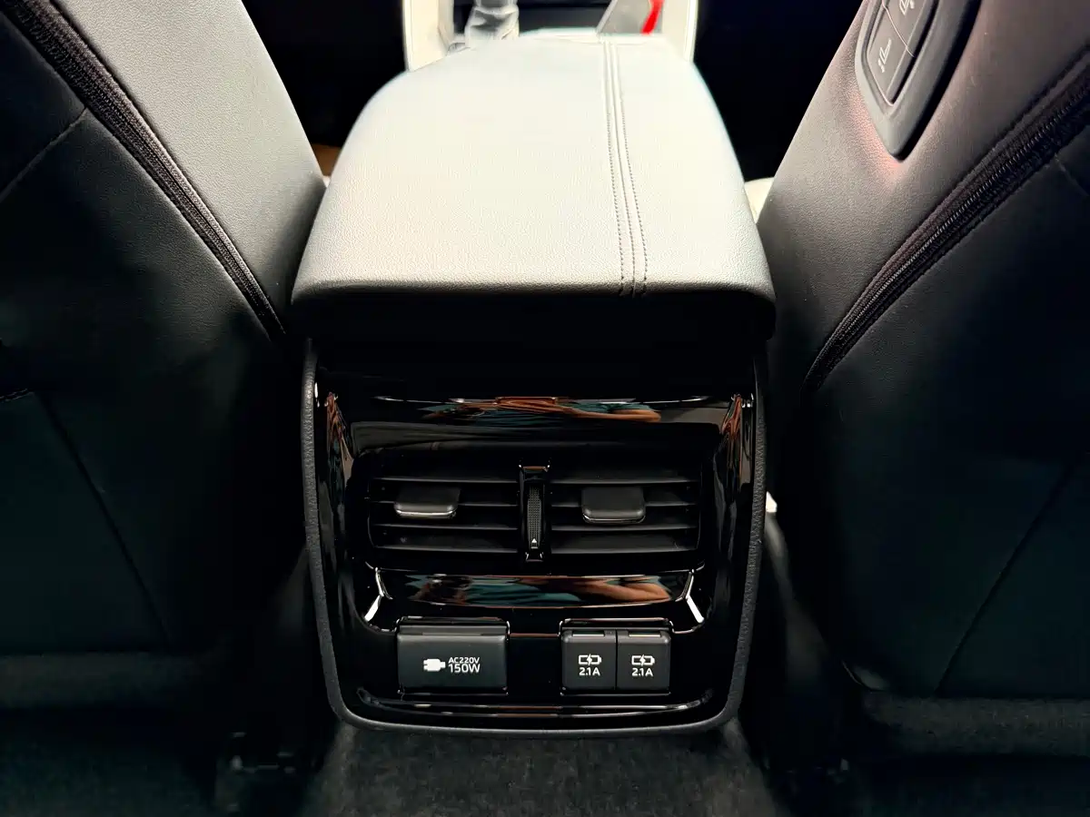 Toyota Avalon 2019 2.0L XLE Premium Edition (China VI) фото 18