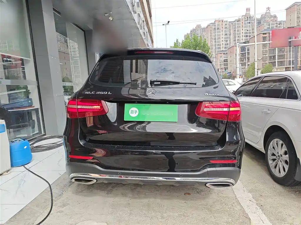 Mercedes-Benz GLC 2019 Facelift GLC 260 L 4MATIC Luxury фото 6