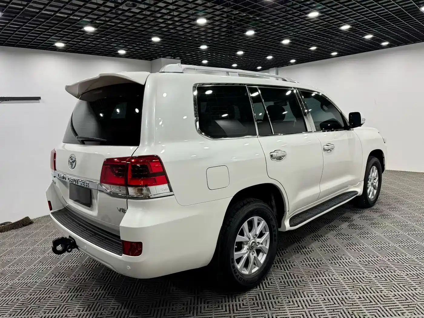 Toyota Land Cruiser (Import) фото 7