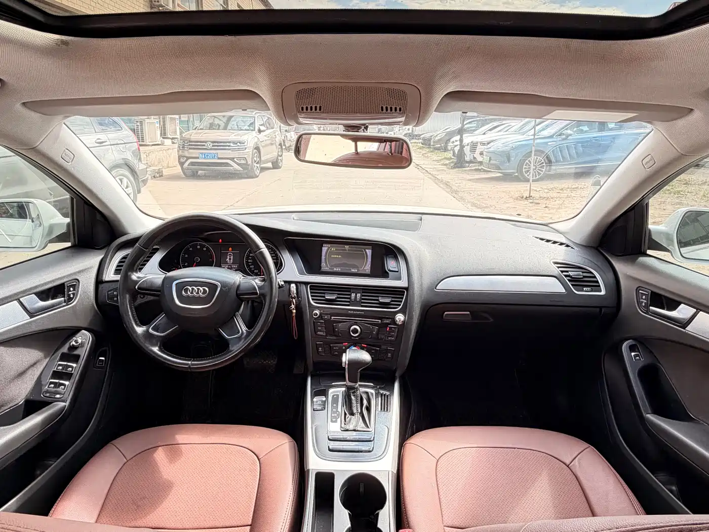 Audi A4L 2015 30 TFSI Auto Comfort фото 13