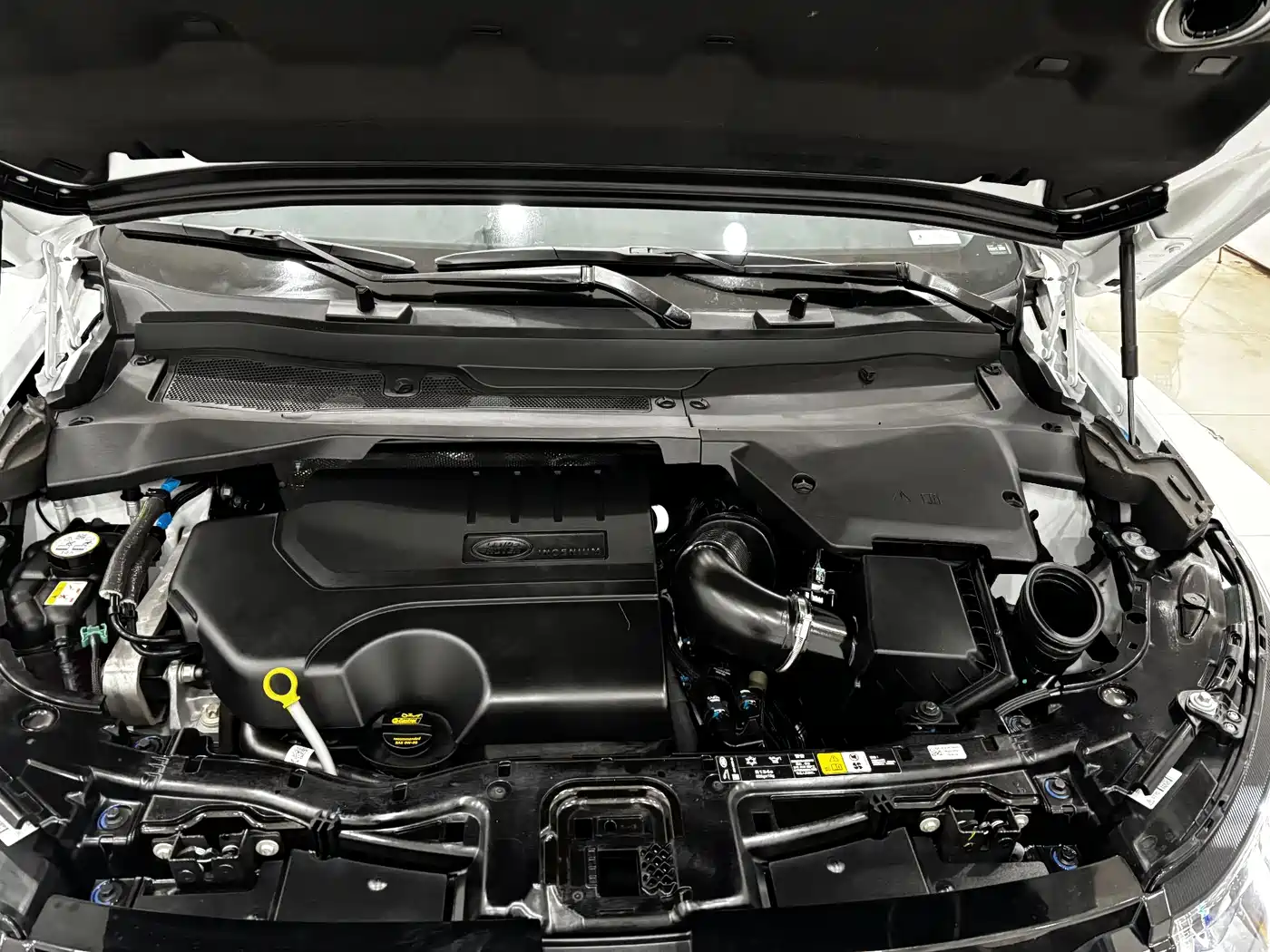 Land Rover Discovery Sport 2025 249PS Performance Tech Edition фото 31
