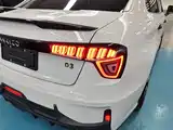 Фото 8 - Lynk & Co 03