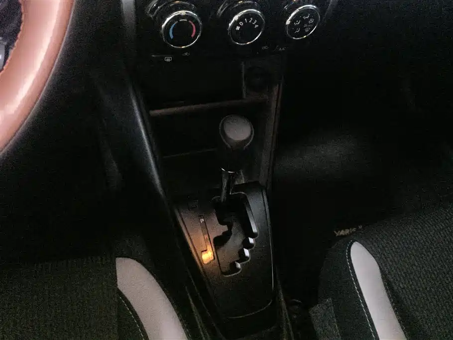 Toyota YARiS L Zhi Xuan 2022 Zhi Xuan X 1.5L CVT Leading PLUS Edition фото 16