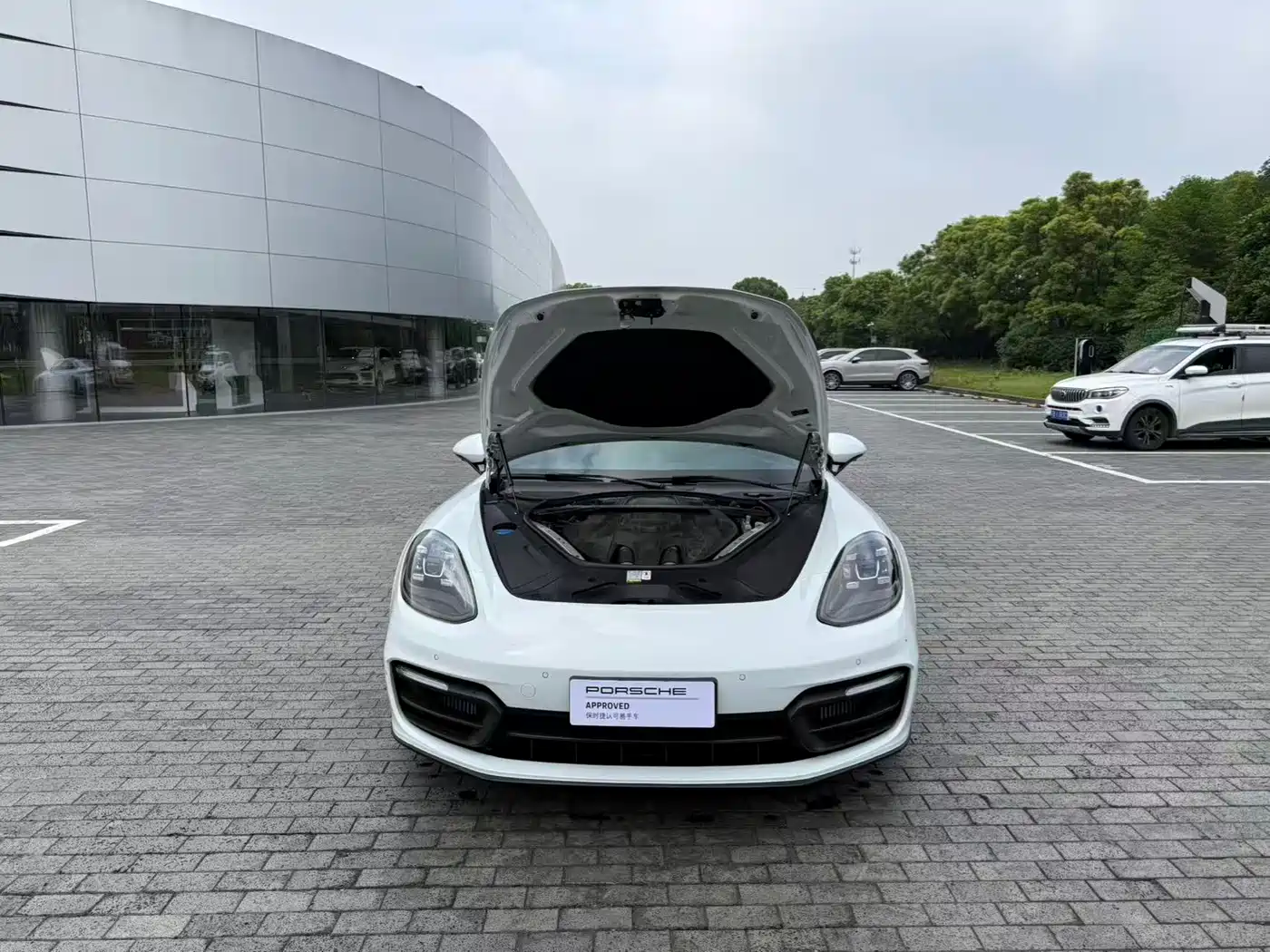 Porsche Panamera 2023 Panamera 4 Executive Long Wheelbase 2.9T фото 7