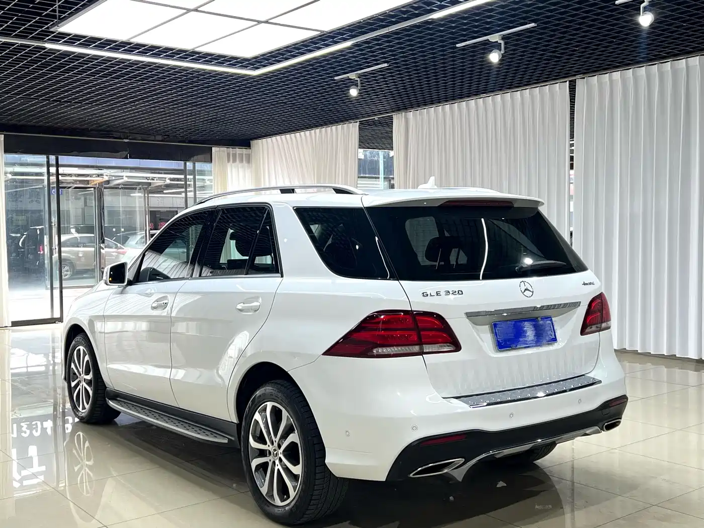 Mercedes-Benz GLE 2017 GLE 320 4MATIC Dynamic фото 6