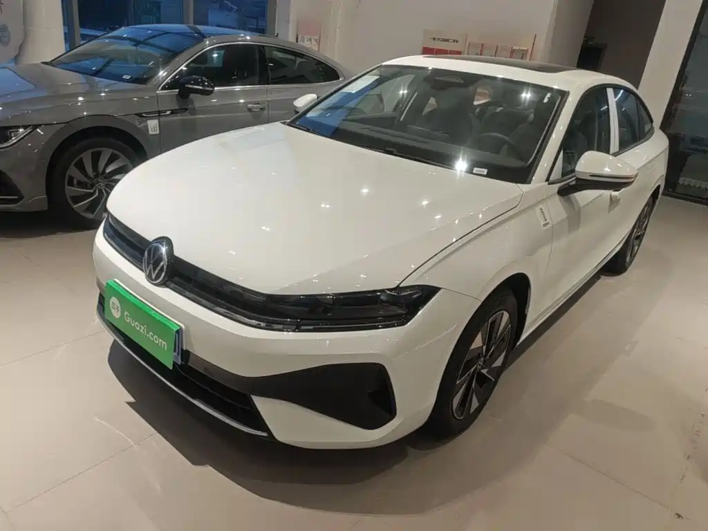 Volkswagen Sagitar, миниатюра 2