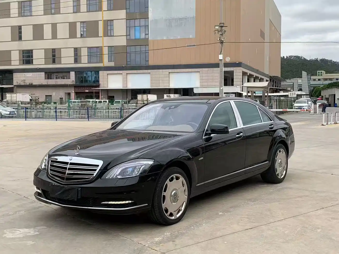 Mercedes-Benz S-Class 2012 S 400 L HYBRID Grand Edition фото 2
