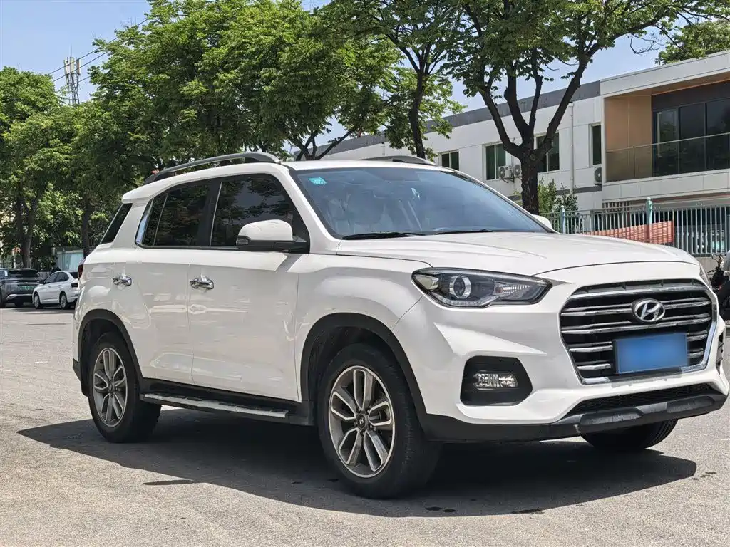 Hyundai Beijing Hyundai ix35 2019 2.0L Automatic 2WD Zhiyong·Enjoy China V фото 4