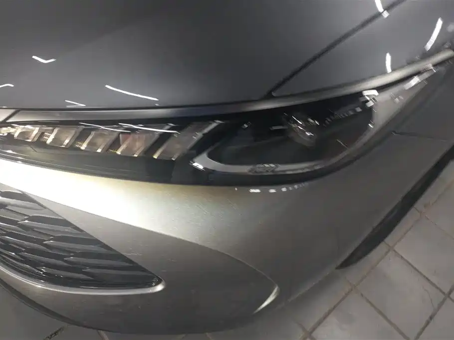 BYD Qin PLUS 2025 DM-i Smart Drive 55KM Leader фото 5