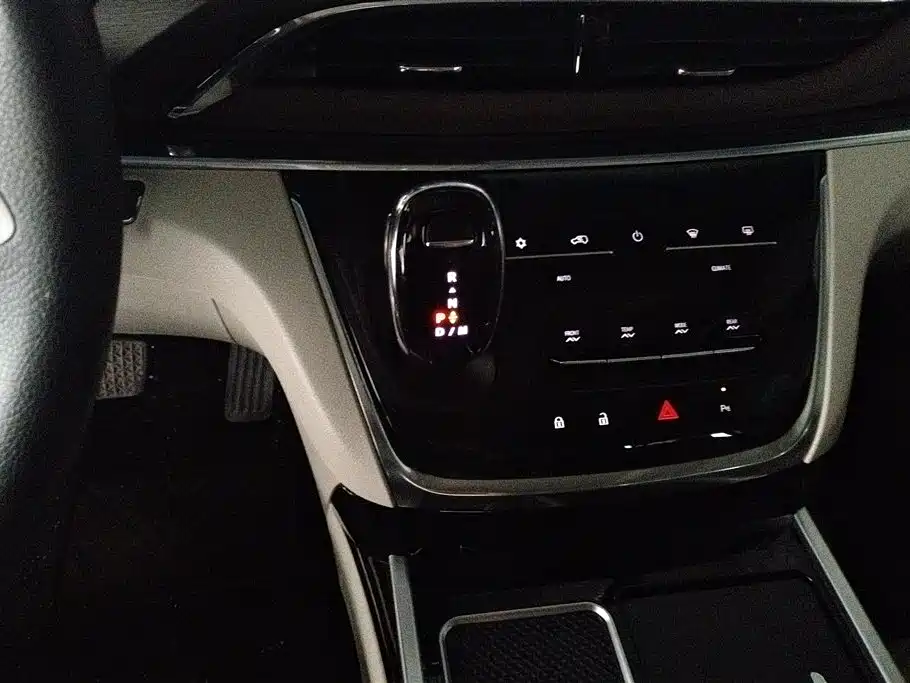Buick GL8 2023 Model Land Business Class Smart фото 16