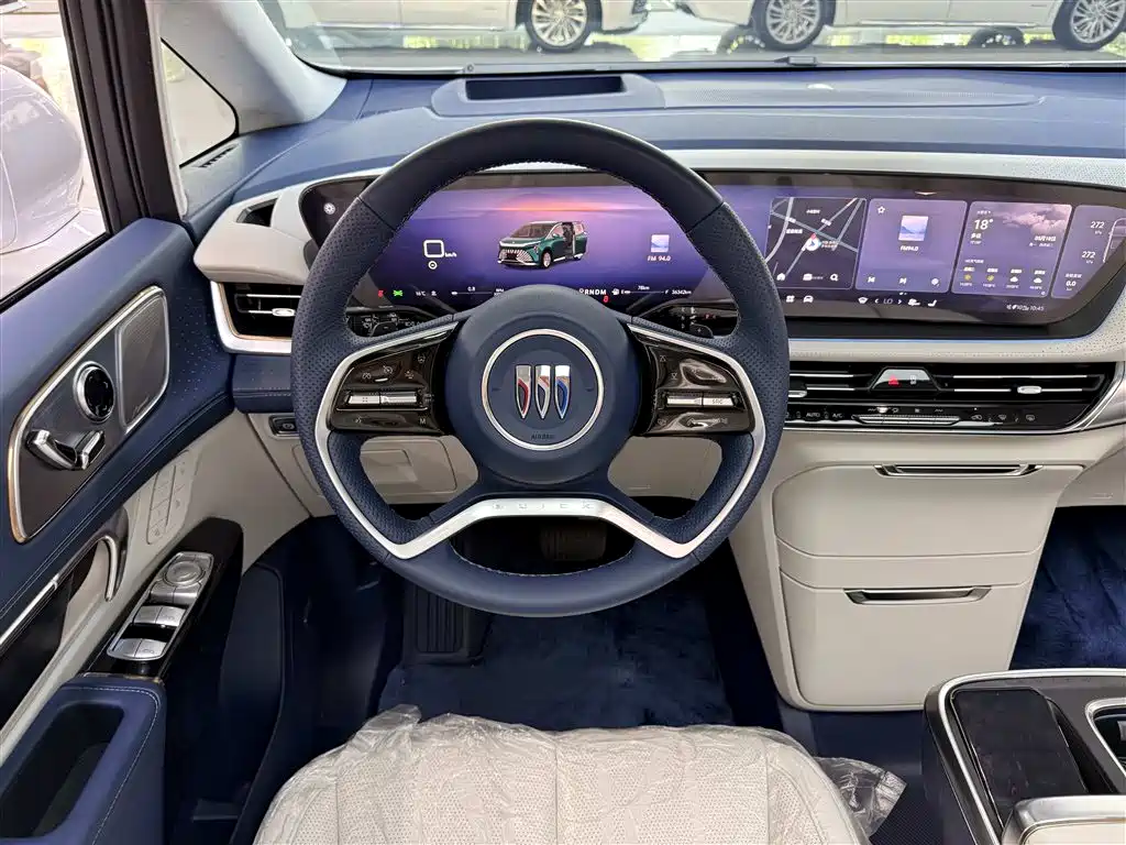 Buick Century 2025 2.0T 7-Seater World Edition фото 9