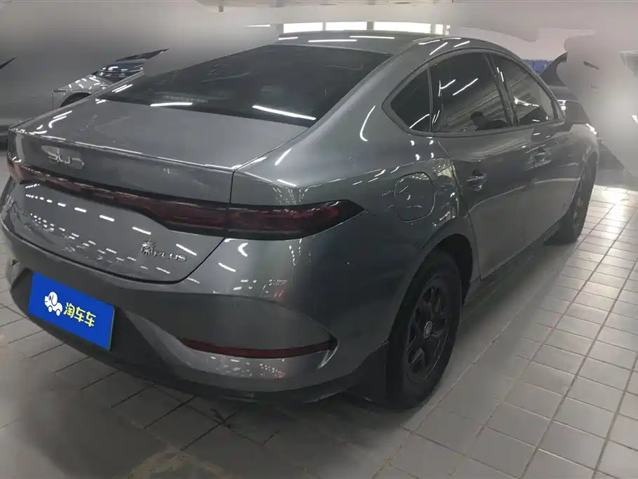 BYD Qin PLUS 2025 DM-i Smart Drive 55KM Leader фото 3