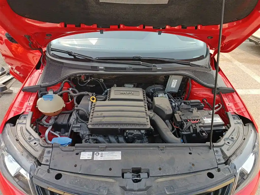 Škoda Skoda Rapid Spaceback 2016 1.6L Automatic Smart Edition фото 16