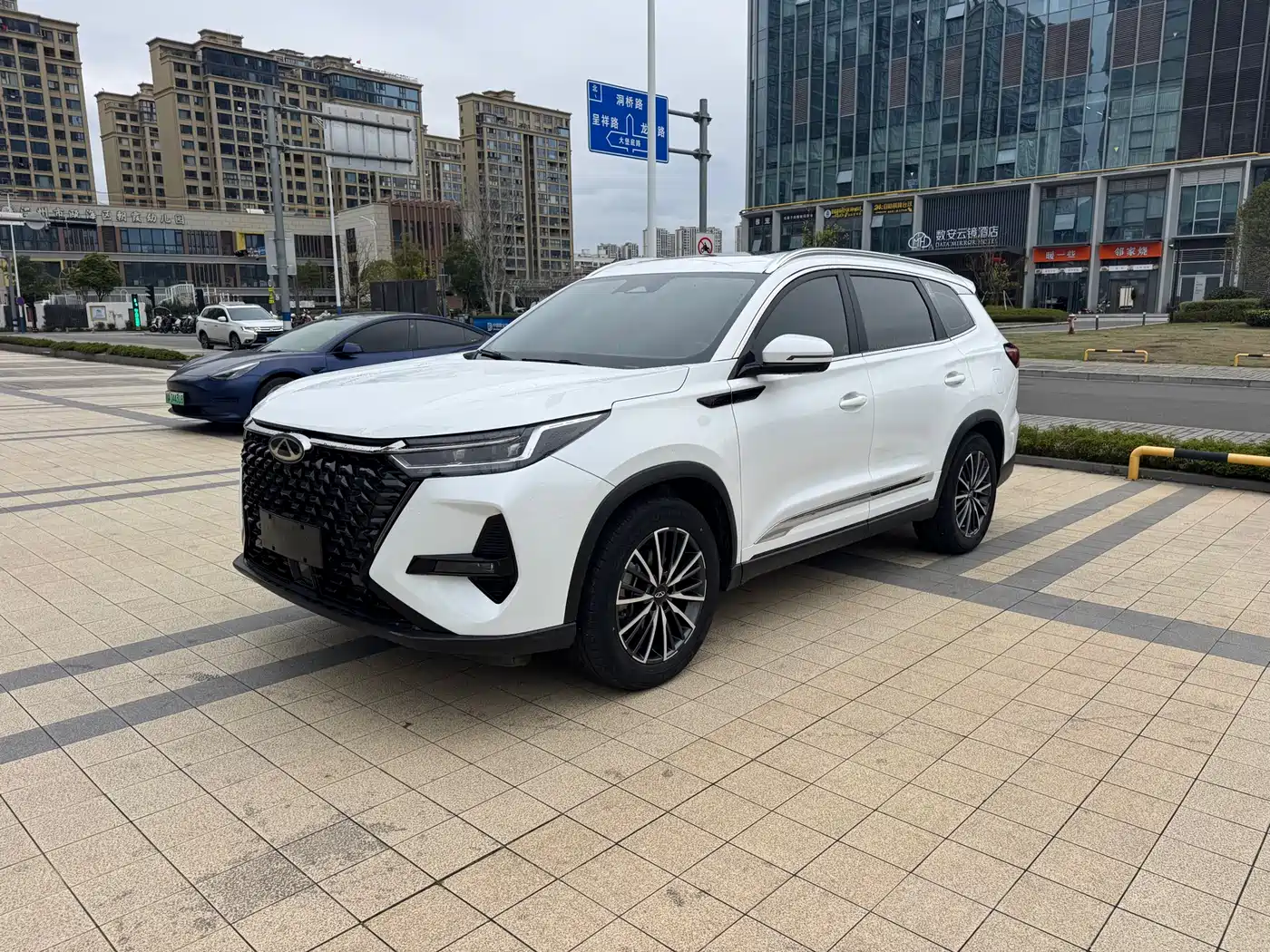 CHERY TIGGO 8 PRO
