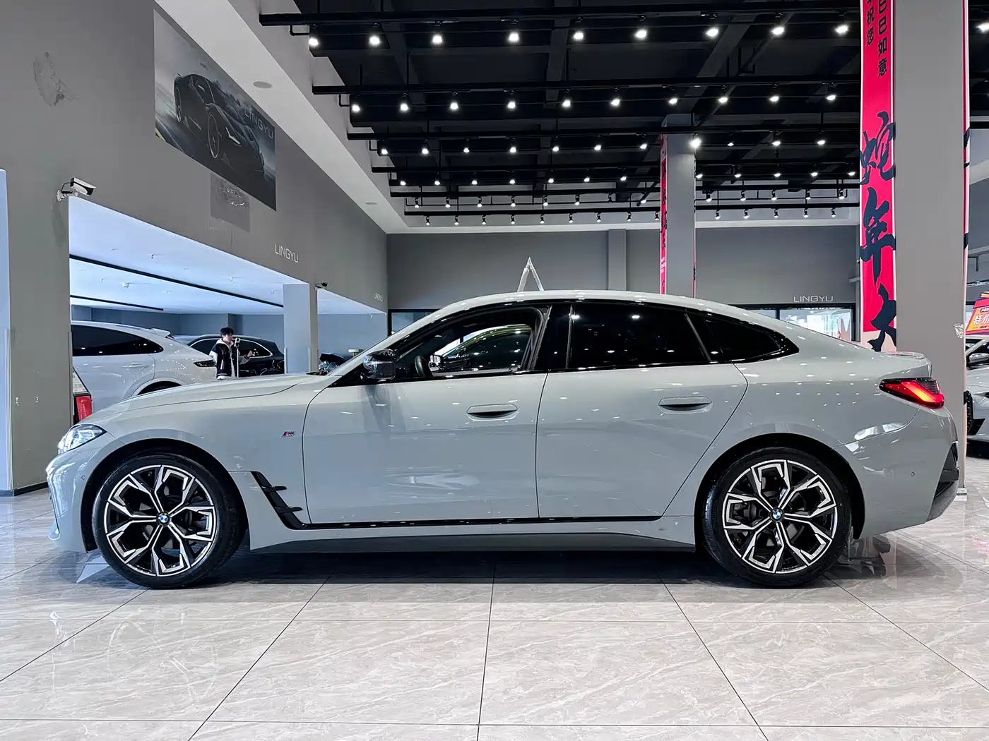 BMW 4-SERIES