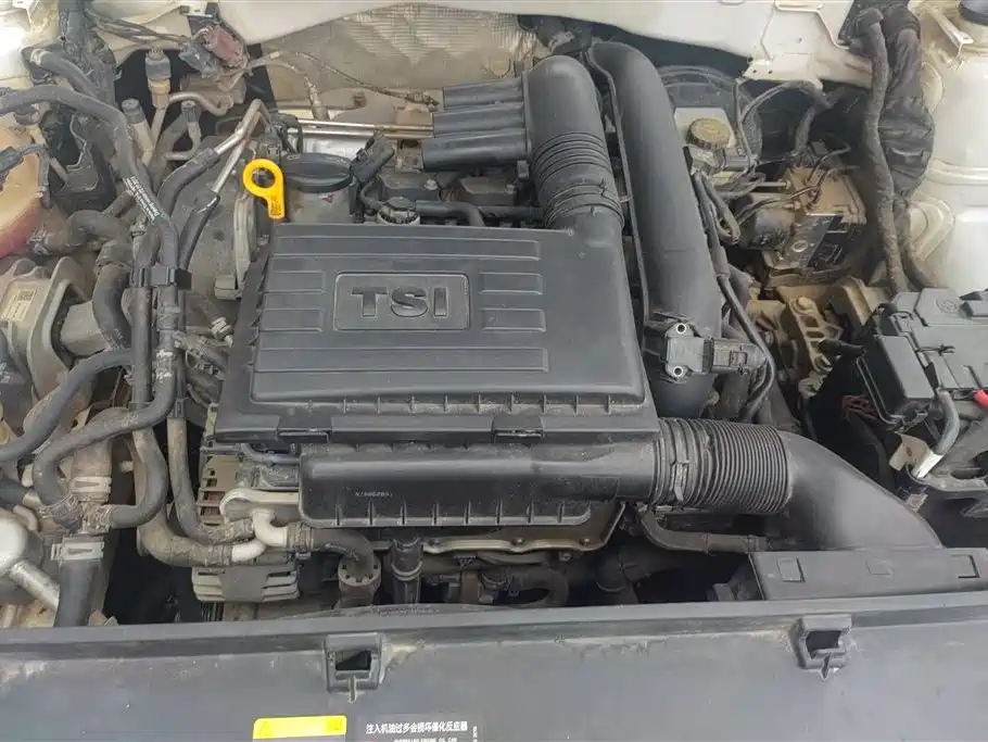 Volkswagen Lavida 2017 230TSI DSG Comfort Edition фото 10