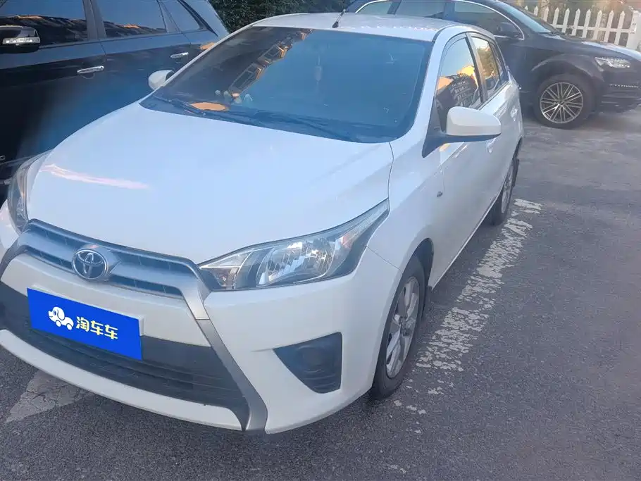 Toyota YARiS L Zhi Xuan 2015 1.5E Auto Charming Edition