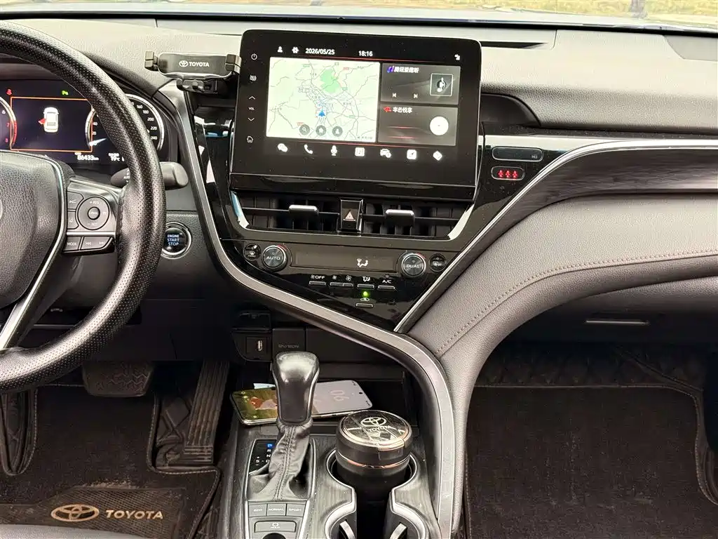 Toyota Camry 2021 2.5G Luxury Edition фото 7