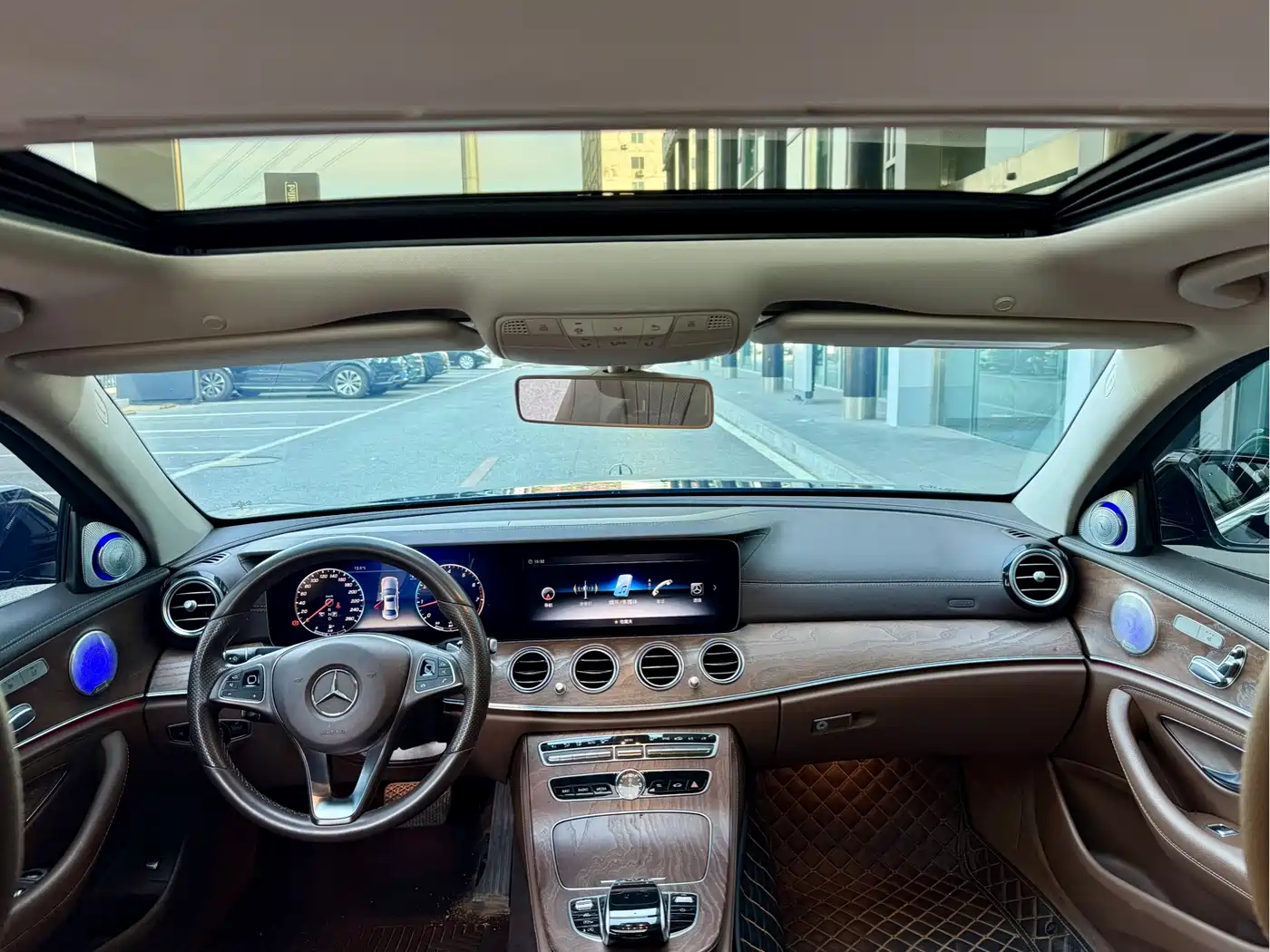 Mercedes-Benz E-Class 2018 E 200 L фото 6