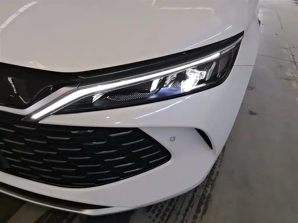 BYD Qin L 2025 DM-i Smart Drive Edition 120KM Surpassing фото 24