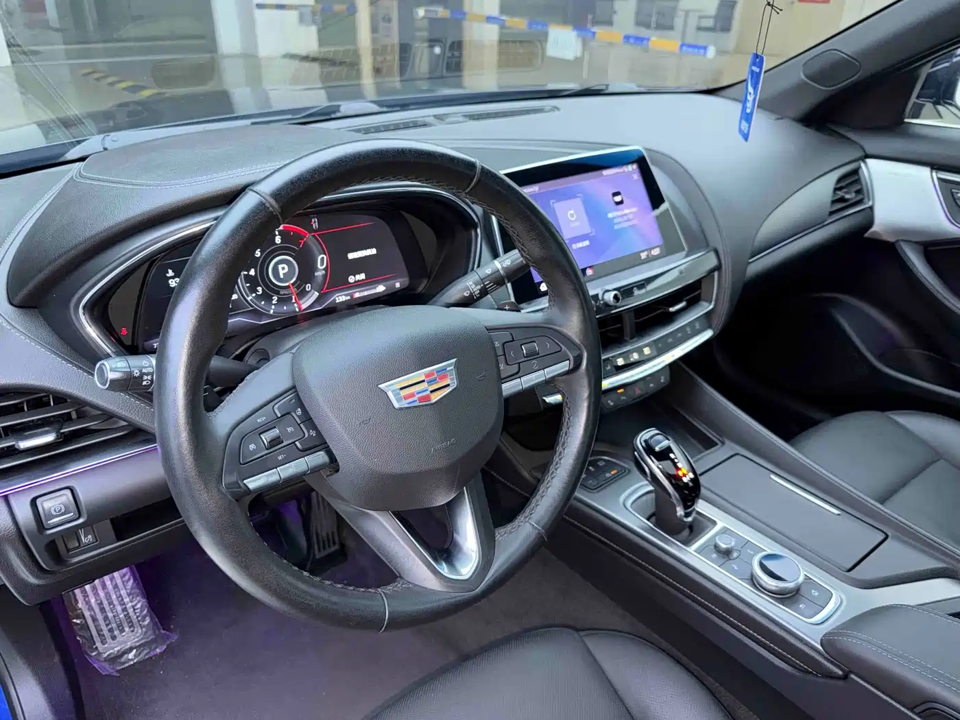 Фото 9 - Cadillac CT5