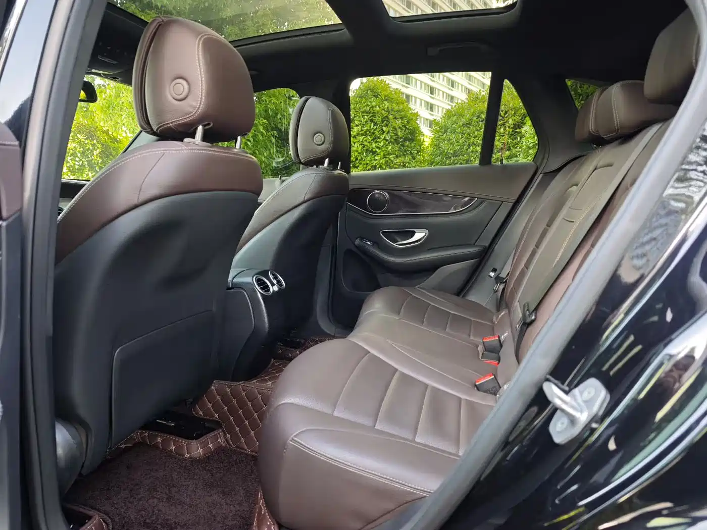 Mercedes-Benz GLC 2018 GLC 260 4MATIC Luxury фото 9
