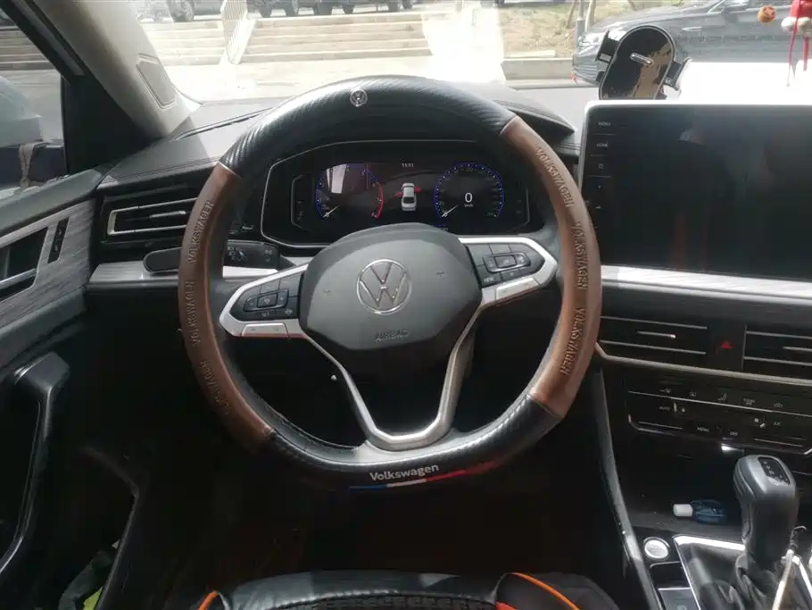 Volkswagen Sagitar 2023 Model Year 280TSI DSG Surpass Edition фото 15
