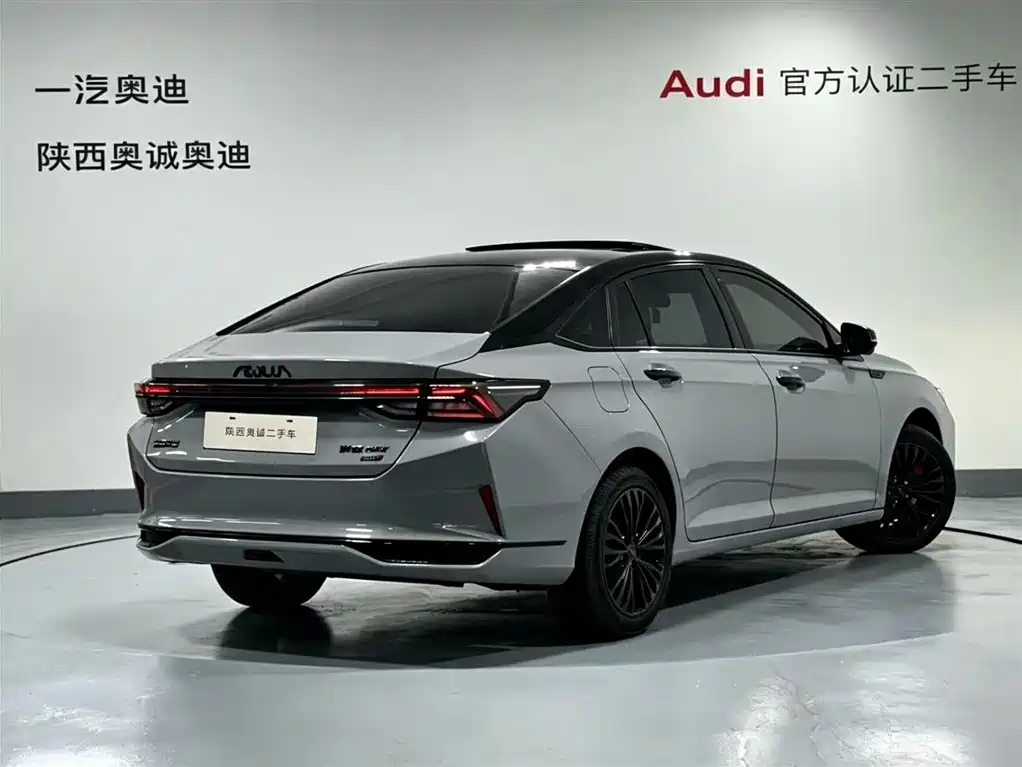 Dongfeng Aeolus Yixuan MAX 2022 2021 1.5T Super Cool Dad Edition